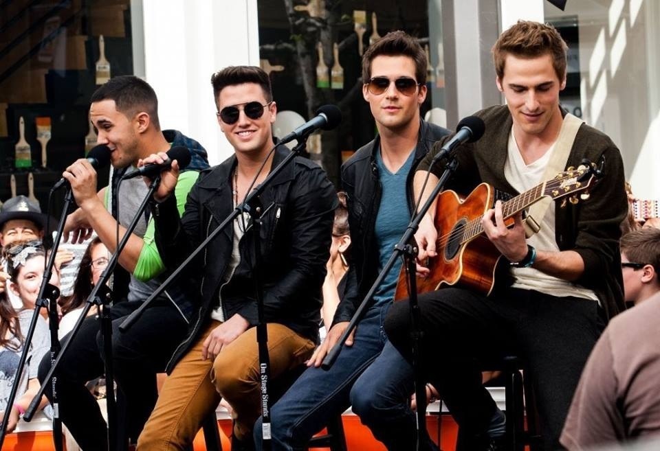 This visual is about btr big time rush rusher sbt BTR, mis ídolos.